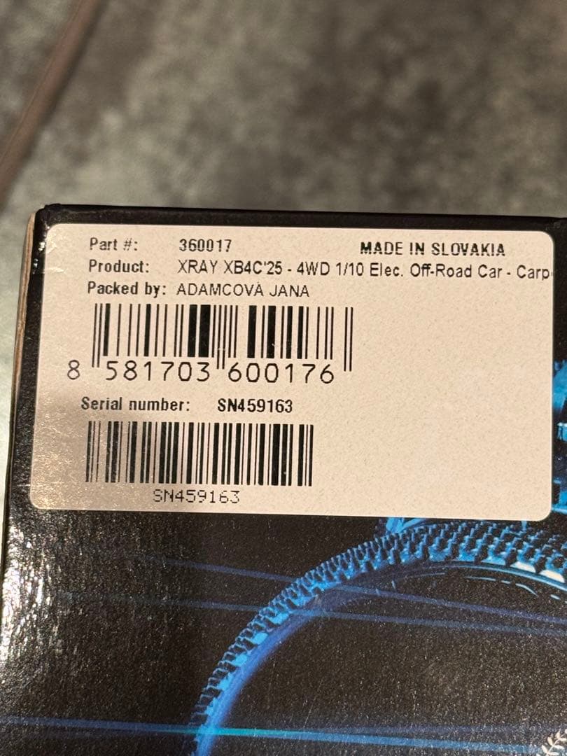 XRAY XB4 2025 carpet 新品未開封 - メルカリ