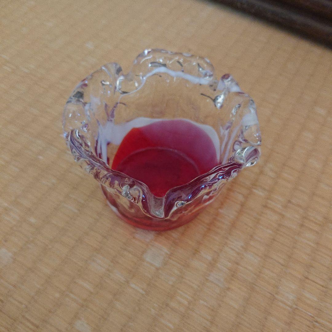 赤と透明のフリルエッジ灰皿ガラスアンティークレア