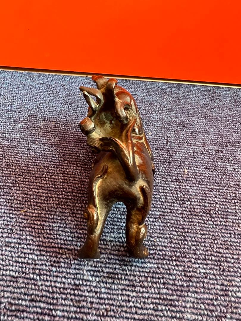 1311  銅製　獅子　置物