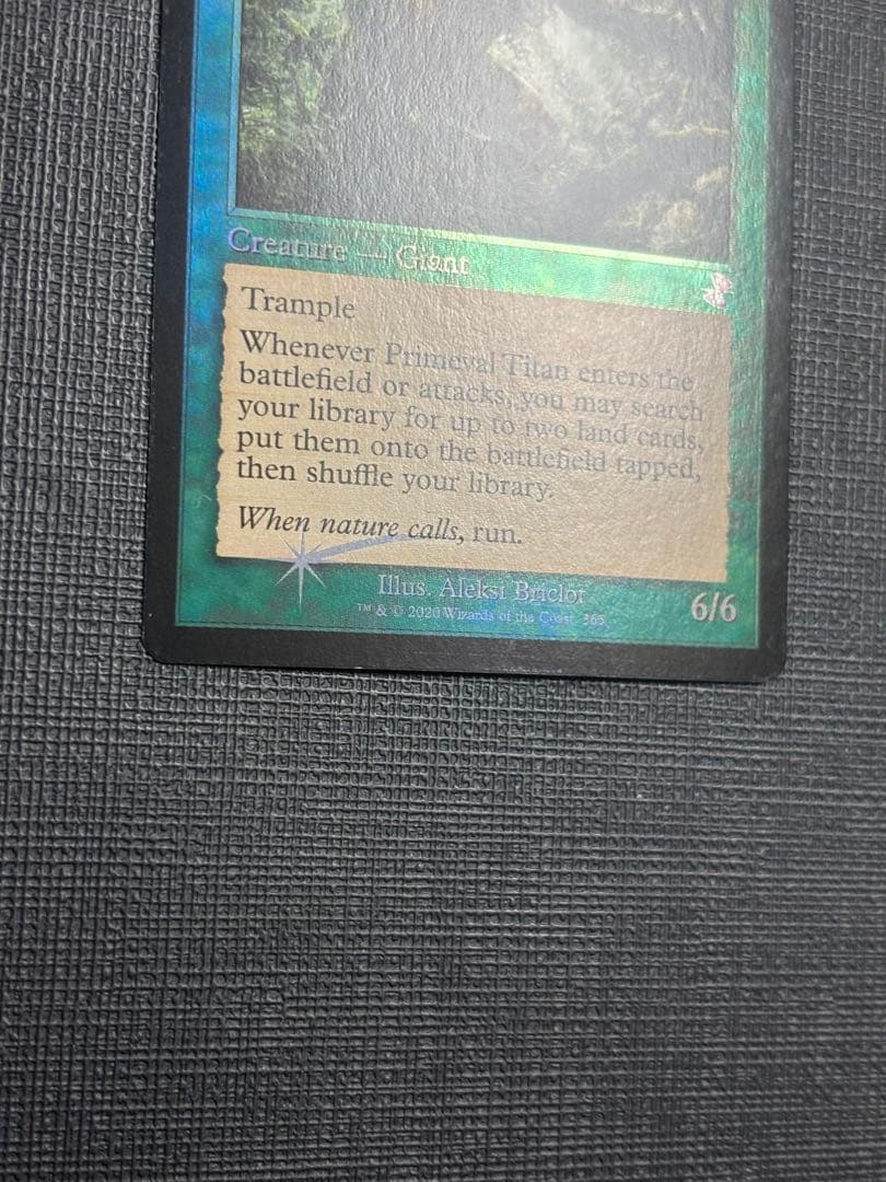 原始のタイタン/Primeval Titan Retro Frame Foil