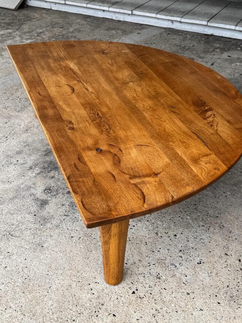 半円形リビングテーブル　３本脚　オーク無垢材　オイルメンテナンス済み