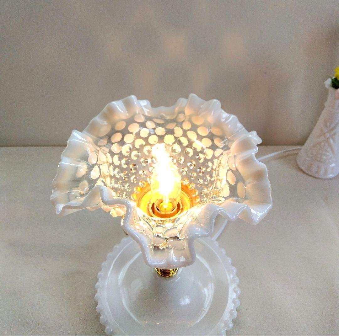 フェントン フレンチ オパールセント ラッフルシェードランプ