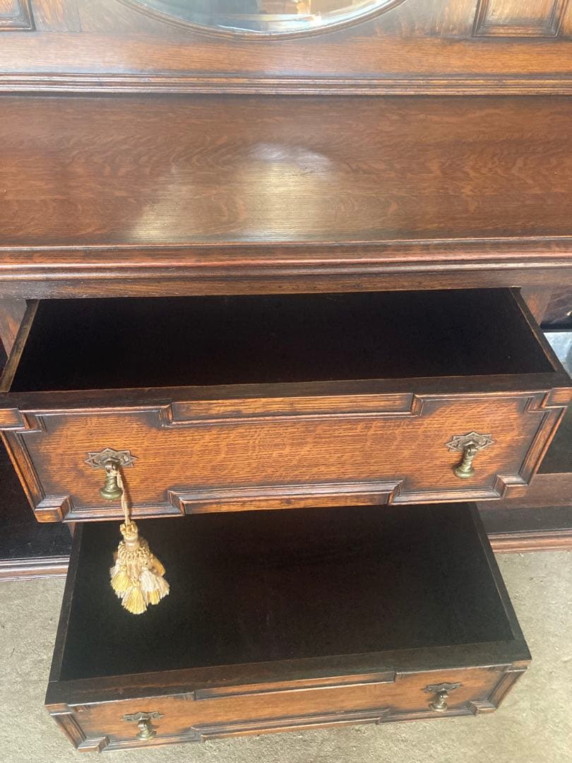 英国アンティーク　ミラーバックサイドボード