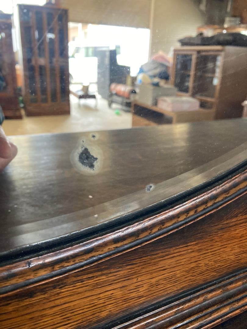 英国アンティーク　ミラーバックサイドボード