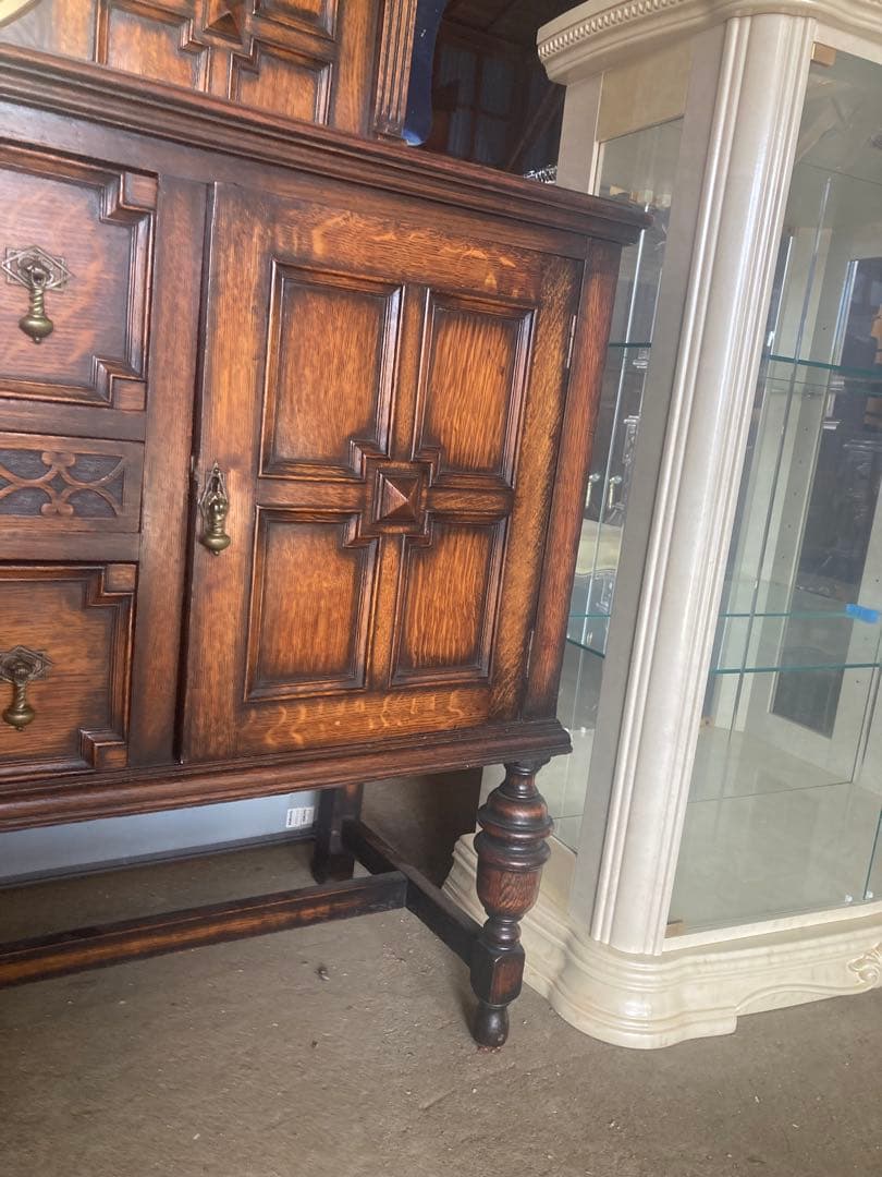 英国アンティーク　ミラーバックサイドボード