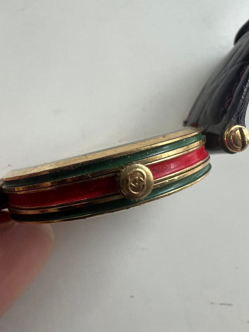 Gucci 腕時計　電池が切れています。