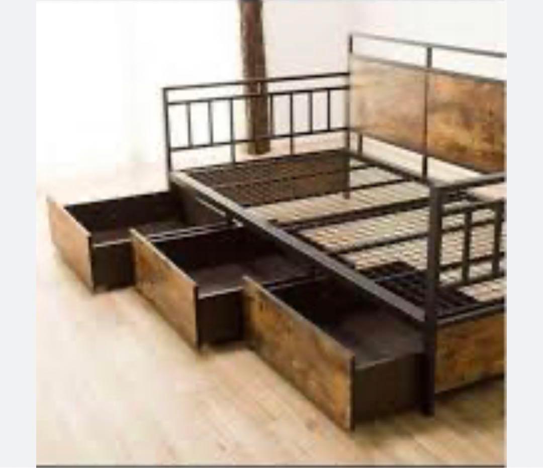 ニトリ　カウチベッド　ステイン