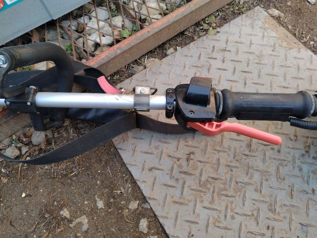 ★　丸山製作所　ＢIＧＭ 草刈機機　ＢC2340ＳＬ　動作品