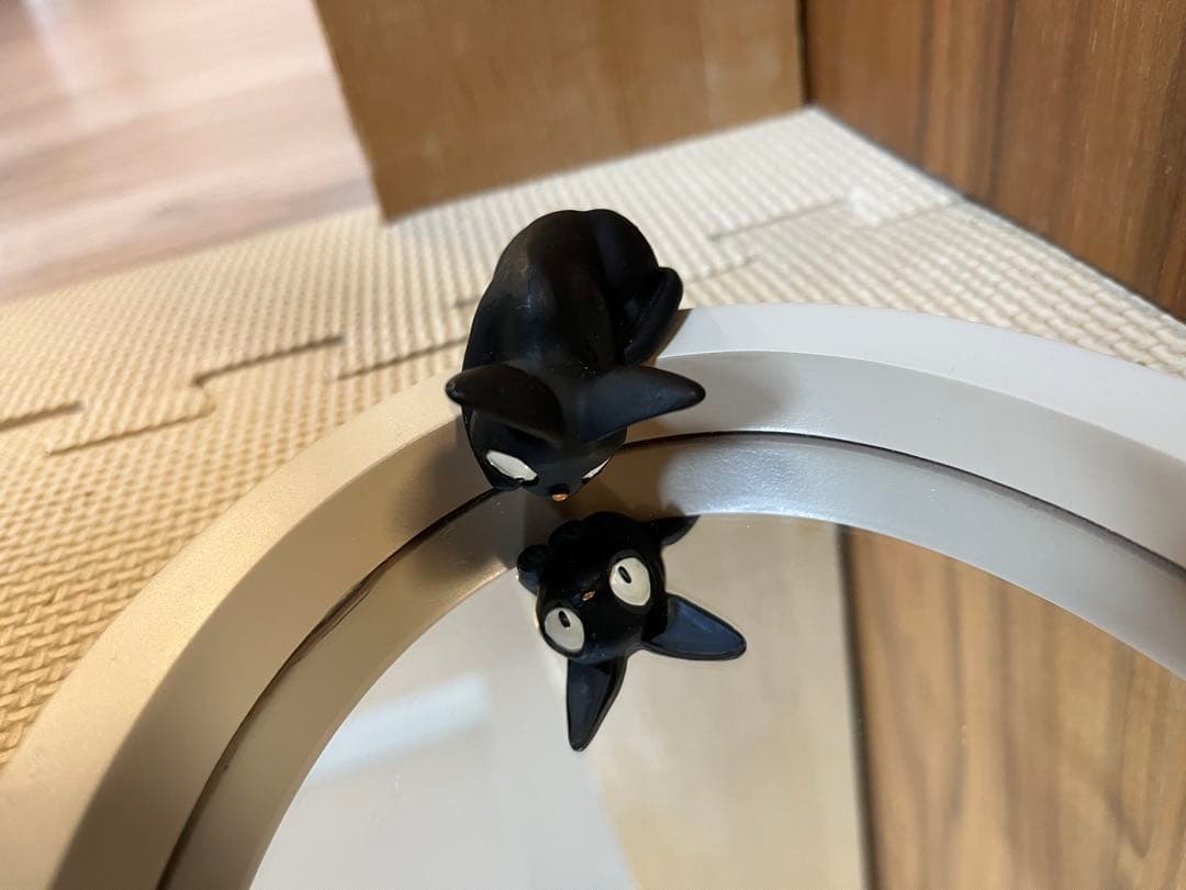 魔女の宅急便　ジブリ　壁掛けミラー　鏡　ジジ　リリー　廃盤品　レア