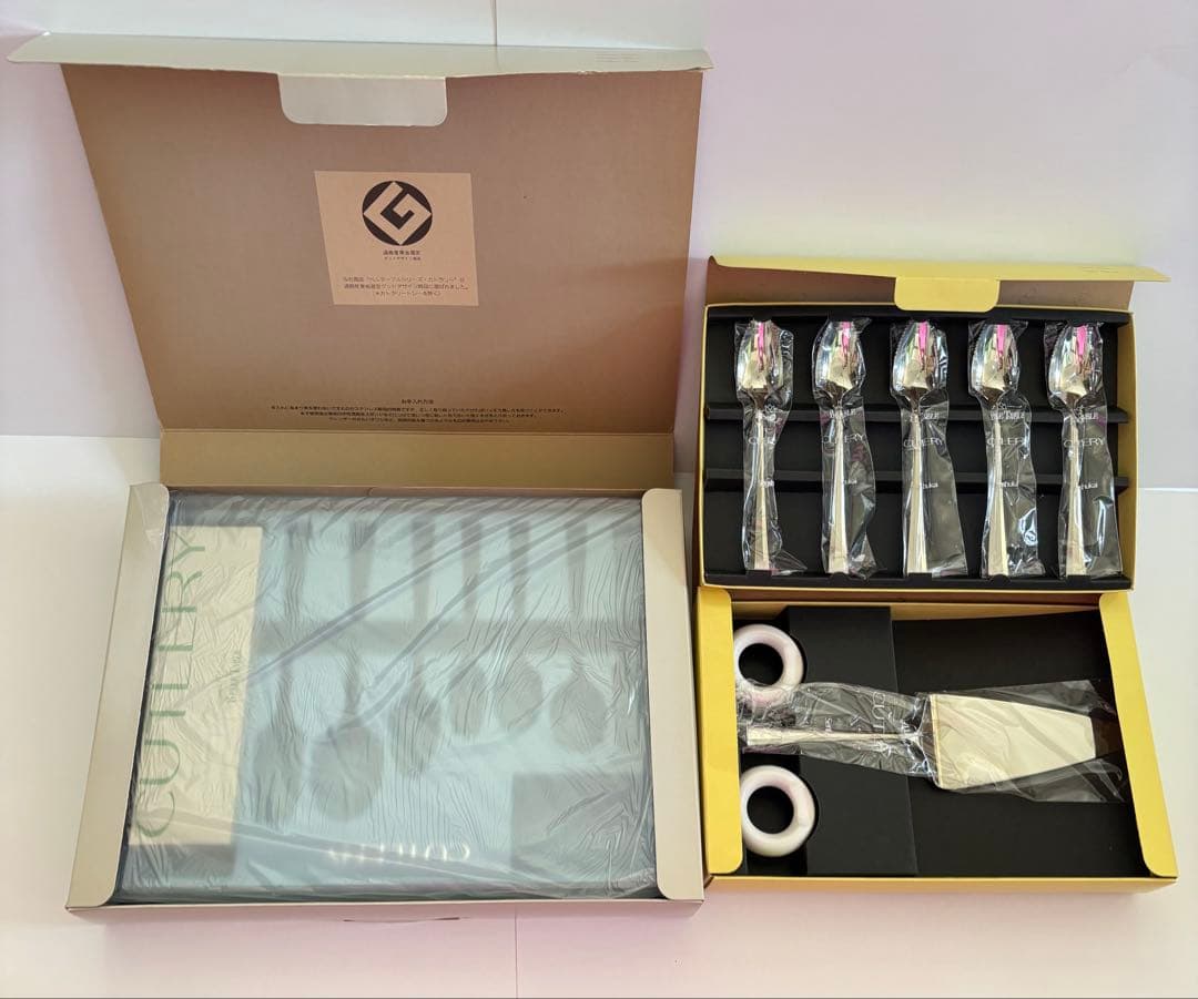 高品質 ラッキーウッド ステンレス18-12 42ピース+ケーキサーバー