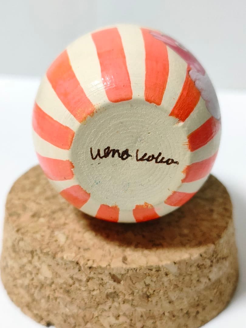 上野ここ　ねこたまご　白猫