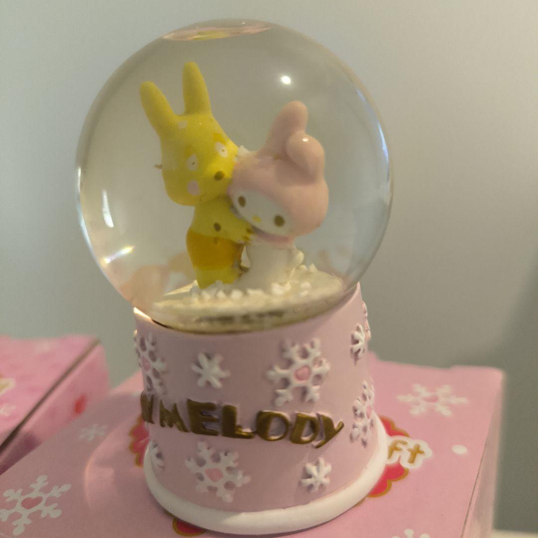 サンリオ　スノーグローブ　スノードーム