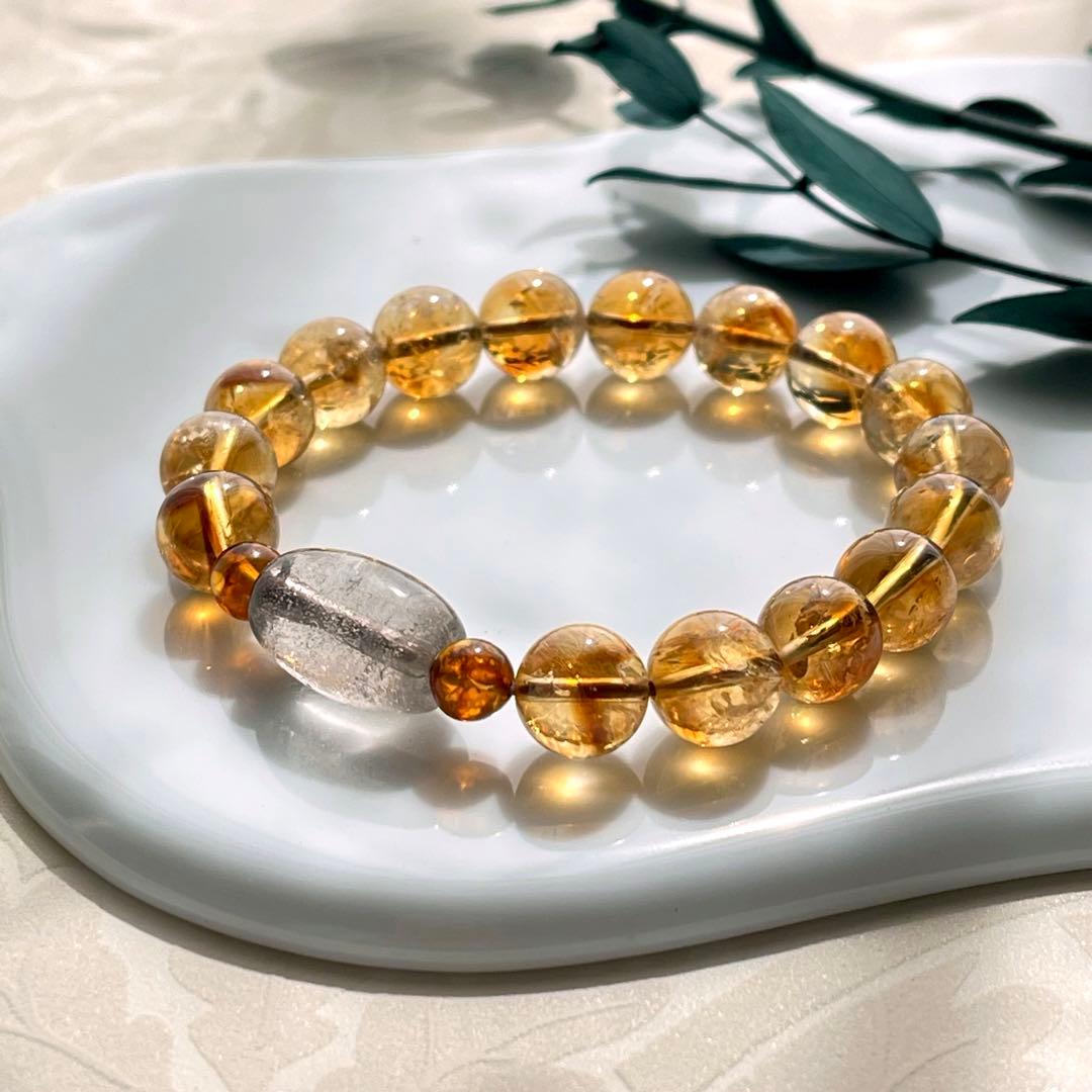 ガウリシャンカール産ヒマラヤスモーキークォーツ&シトリンブレス〜琥珀を添えて