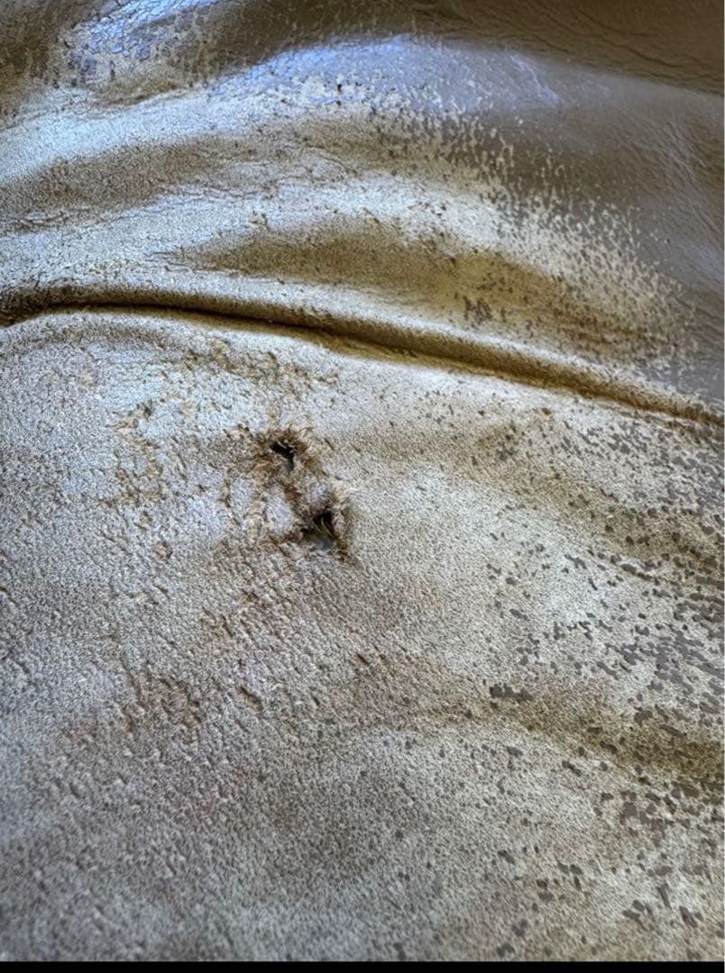 カッシーナ　本物　LC3 本革　レザー　コルビジェ　3人掛けソファ　高級