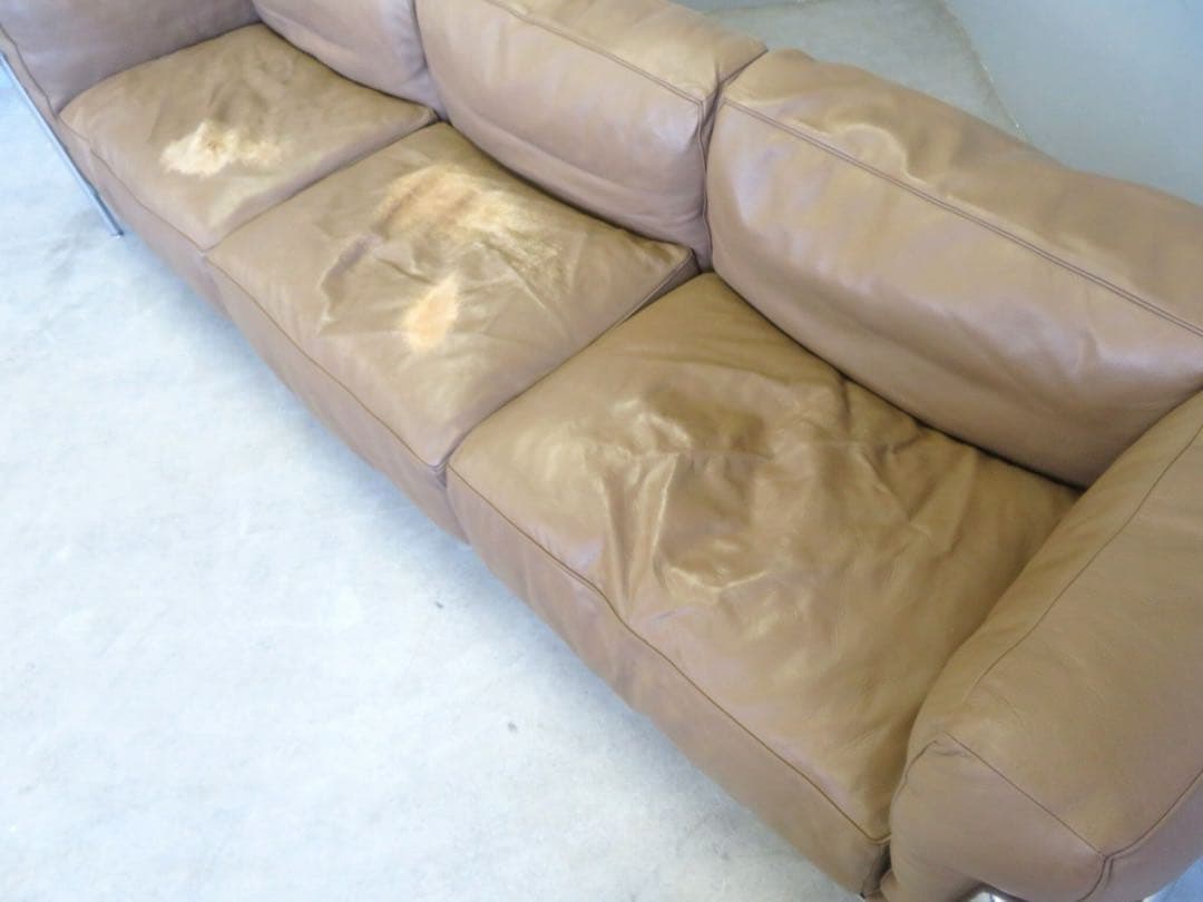 カッシーナ　本物　LC3 本革　レザー　コルビジェ　3人掛けソファ　高級