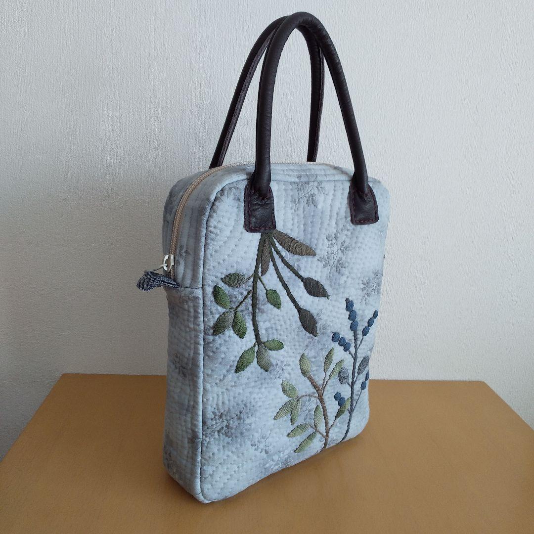 パッチワークキルト　バッグ　ハンドメイド