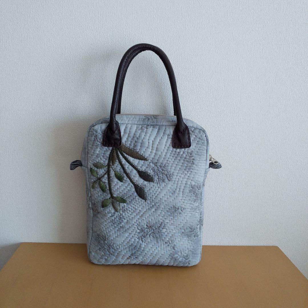 パッチワークキルト　バッグ　ハンドメイド