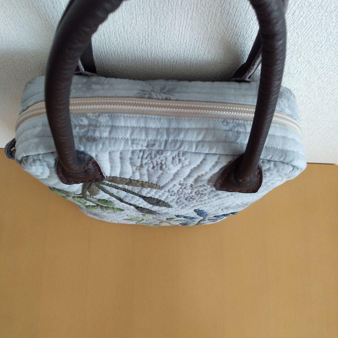 パッチワークキルト　バッグ　ハンドメイド