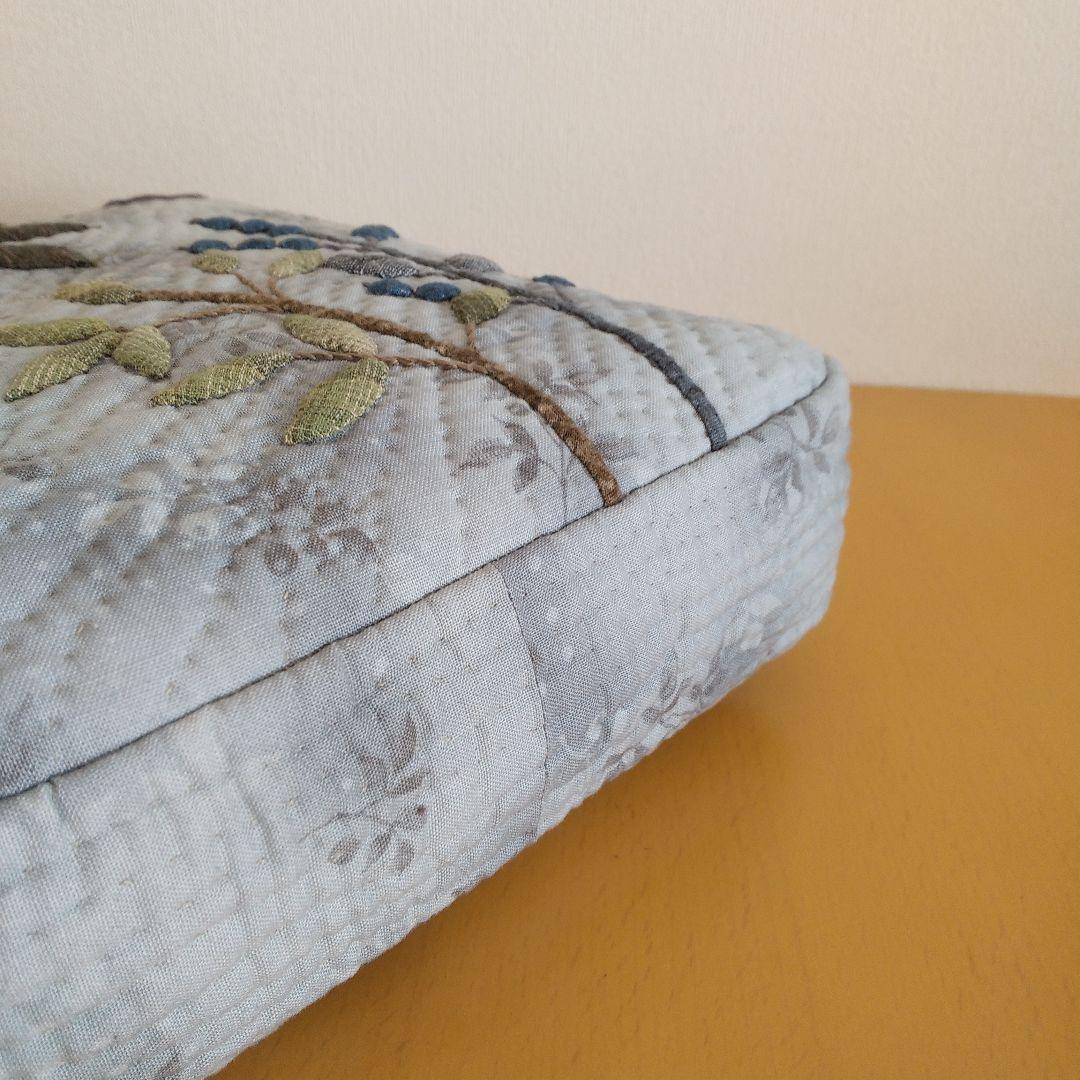 パッチワークキルト　バッグ　ハンドメイド