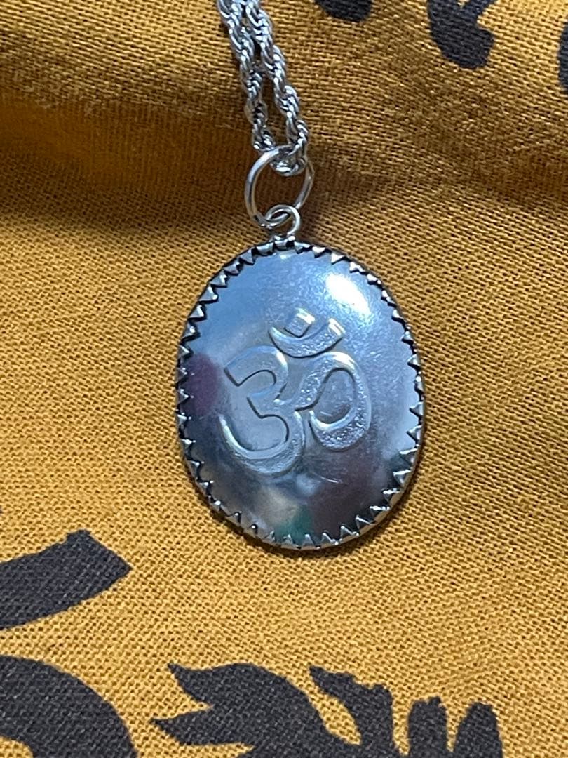 【新品】ハンドメイドオームペンダント　ガネーシャ　藤井風さん　クリシュナおまけ