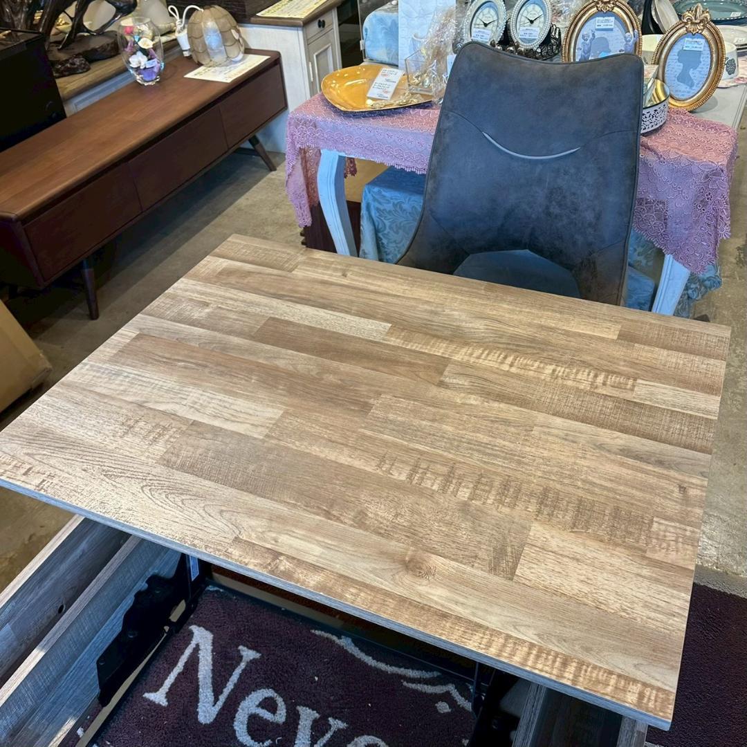 iΦ【 美品 】Ashley リフトトップ カクテルテーブル ナチュラルブラウン