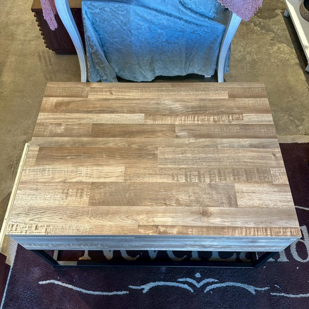 iΦ【 美品 】Ashley リフトトップ カクテルテーブル ナチュラルブラウン