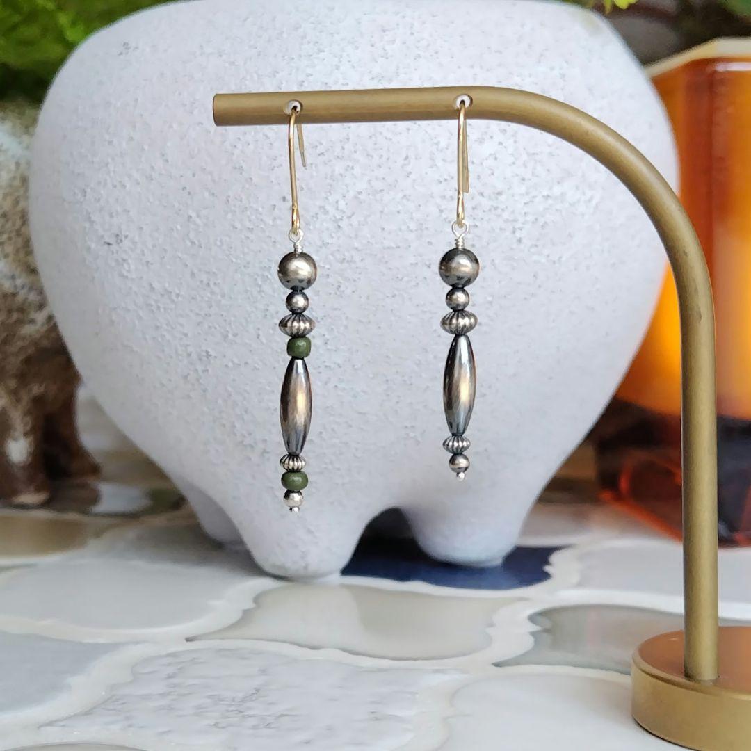 １4Kgfピアス　『雨の季節』プラスアーミーカラービンテージビーズ