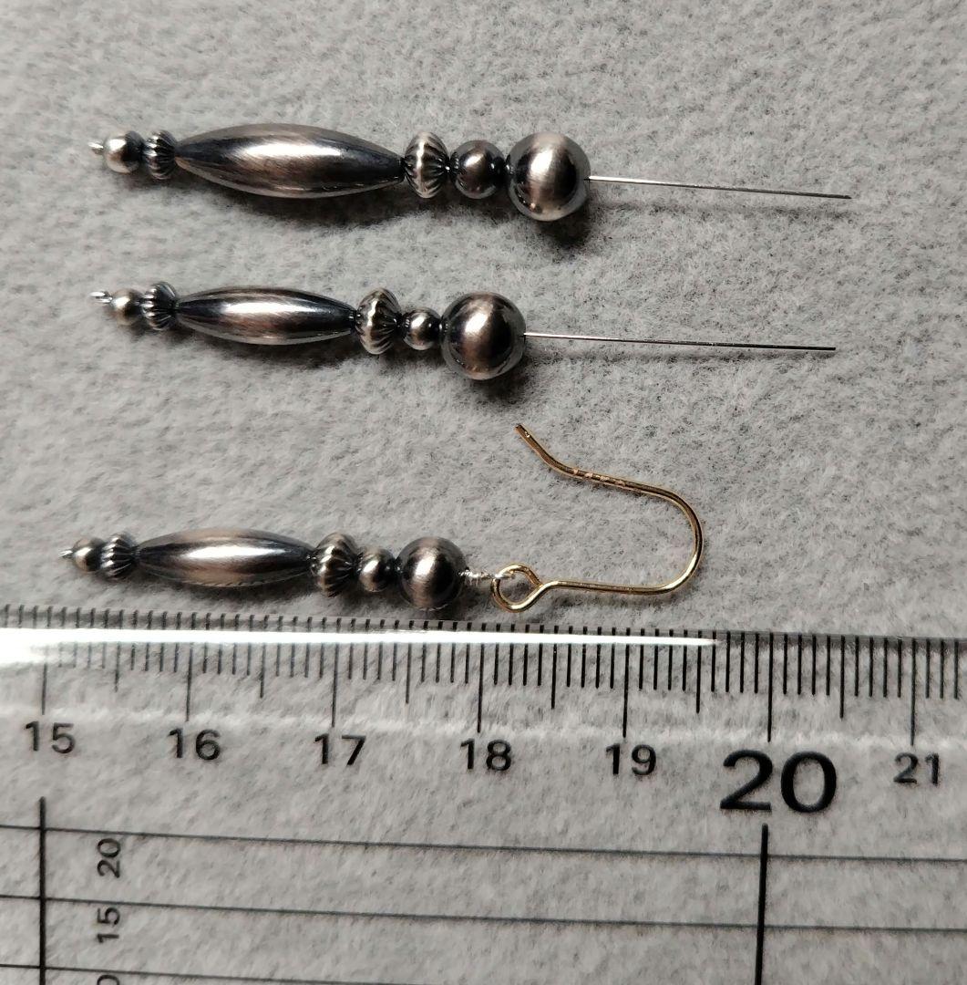 １4Kgfピアス　『雨の季節』プラスアーミーカラービンテージビーズ