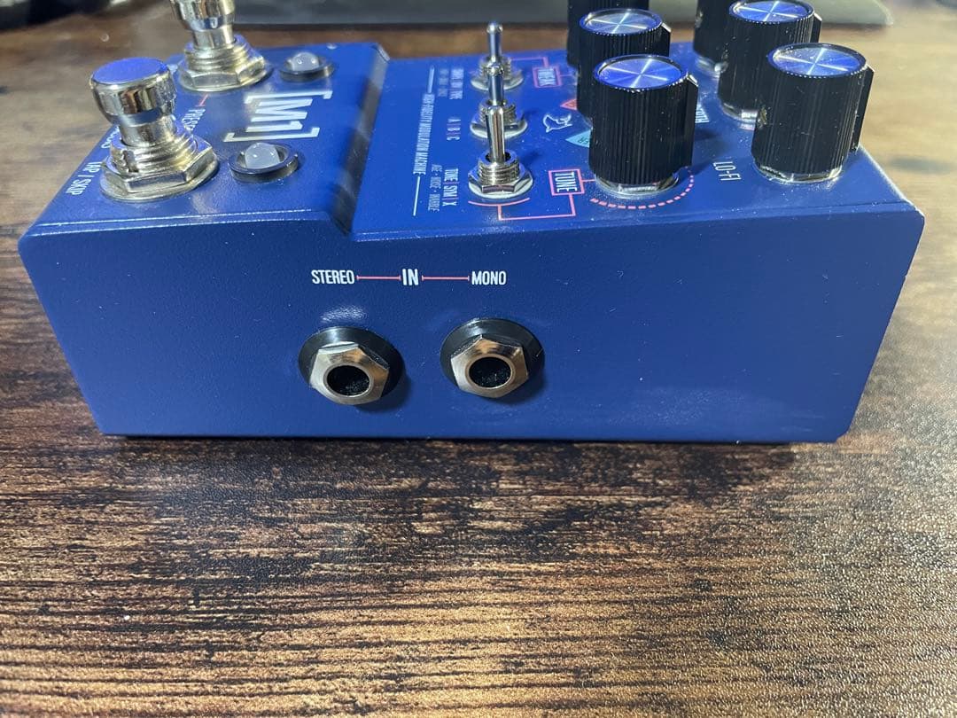 Walrus Audio M1 モジュレーション マルチエフェクター