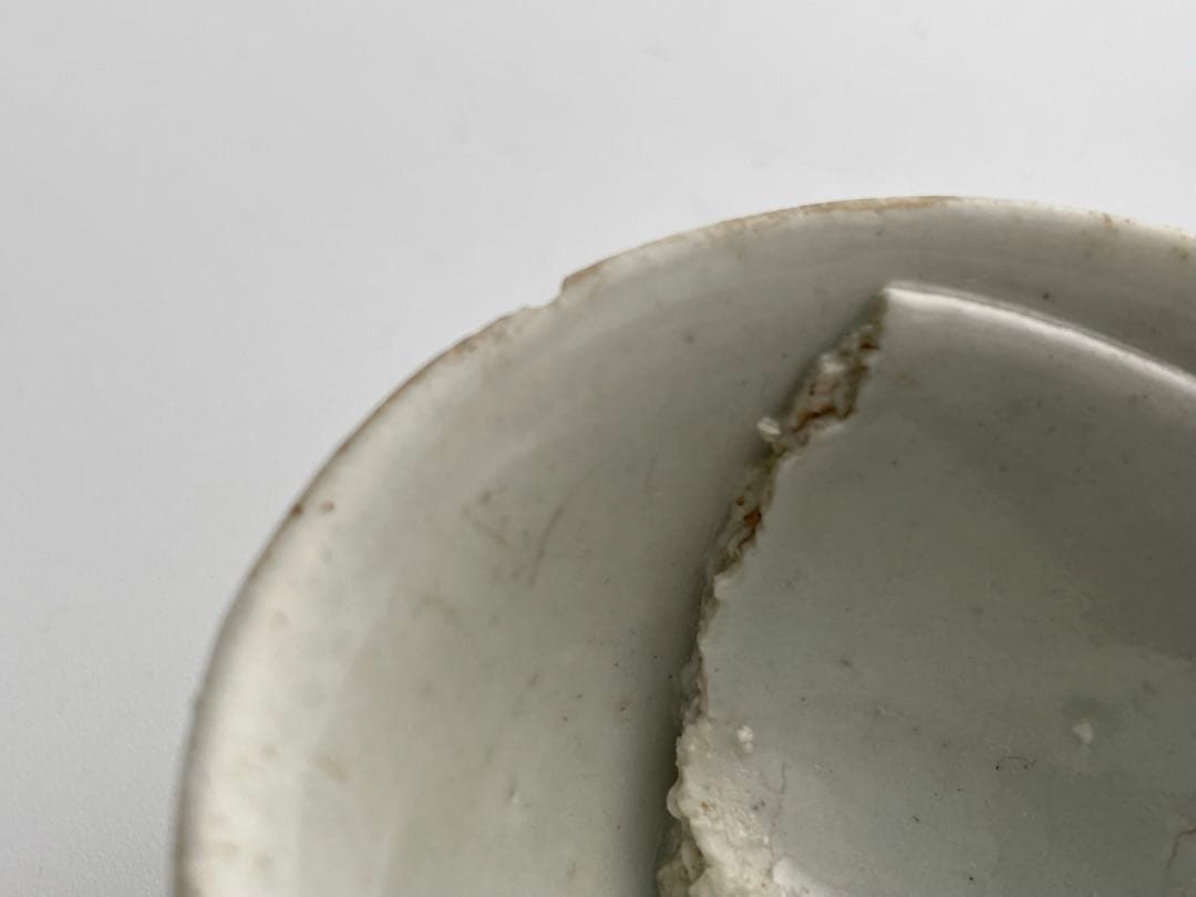 骨董 アンティーク 初期伊万里 白磁盃 杯 酒器 酒盃 残欠 出土 発掘