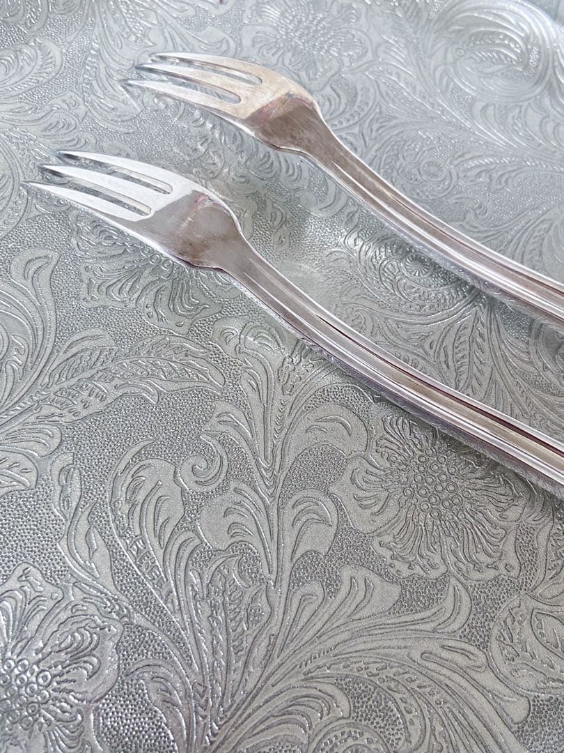 エルメス　Hデザイン　デザート、オードブル　フォーク　2本　シルバープレート