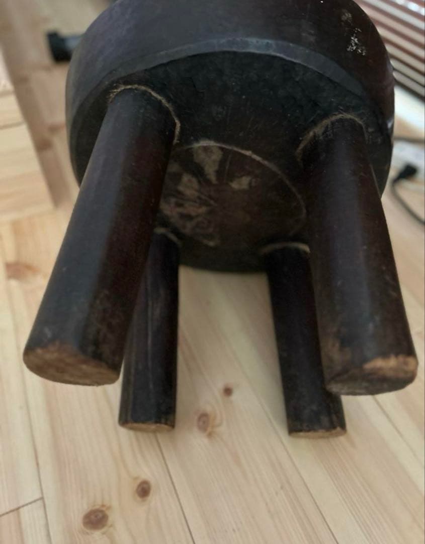 セヌフォ族　スツール　ビンテージ ブラウン