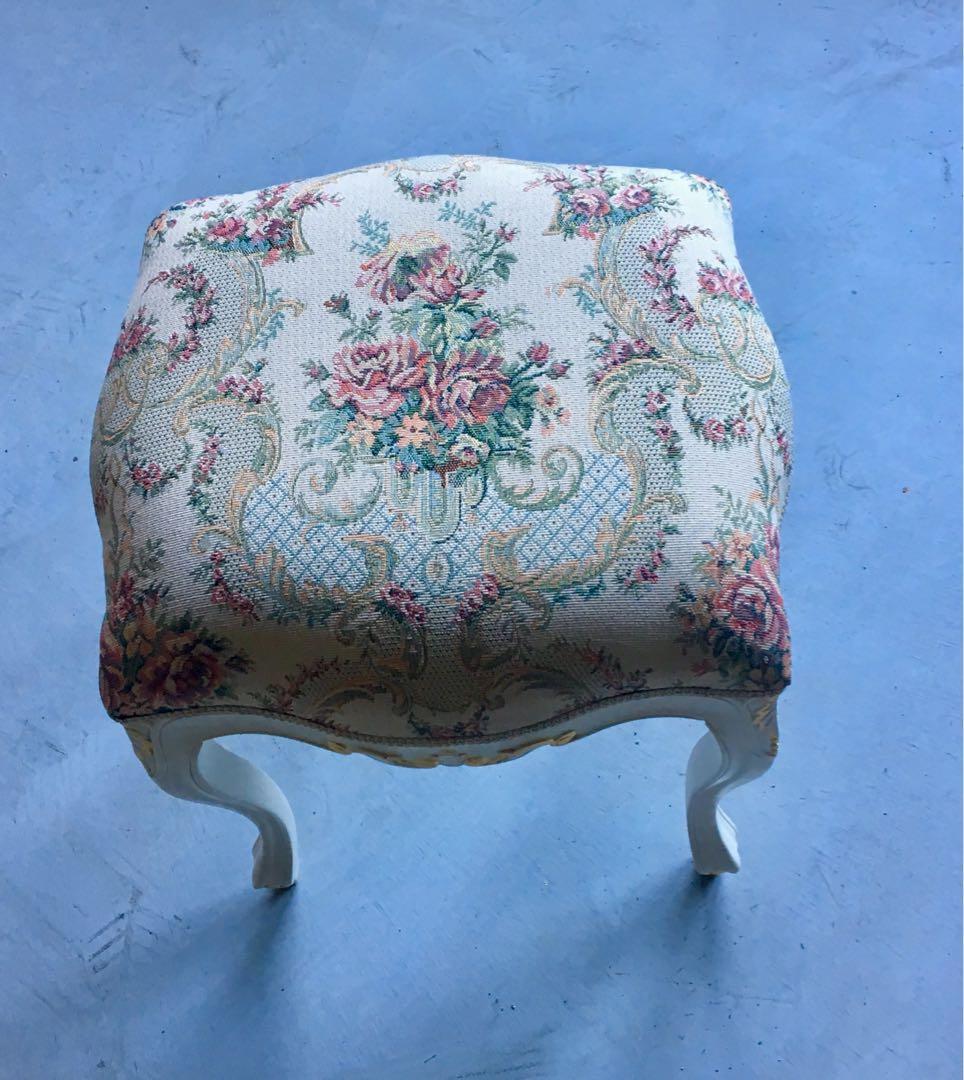 新品　猫脚スツール 2脚セット　薔薇柄　ロココ調　アンティーク調 金箔張り
