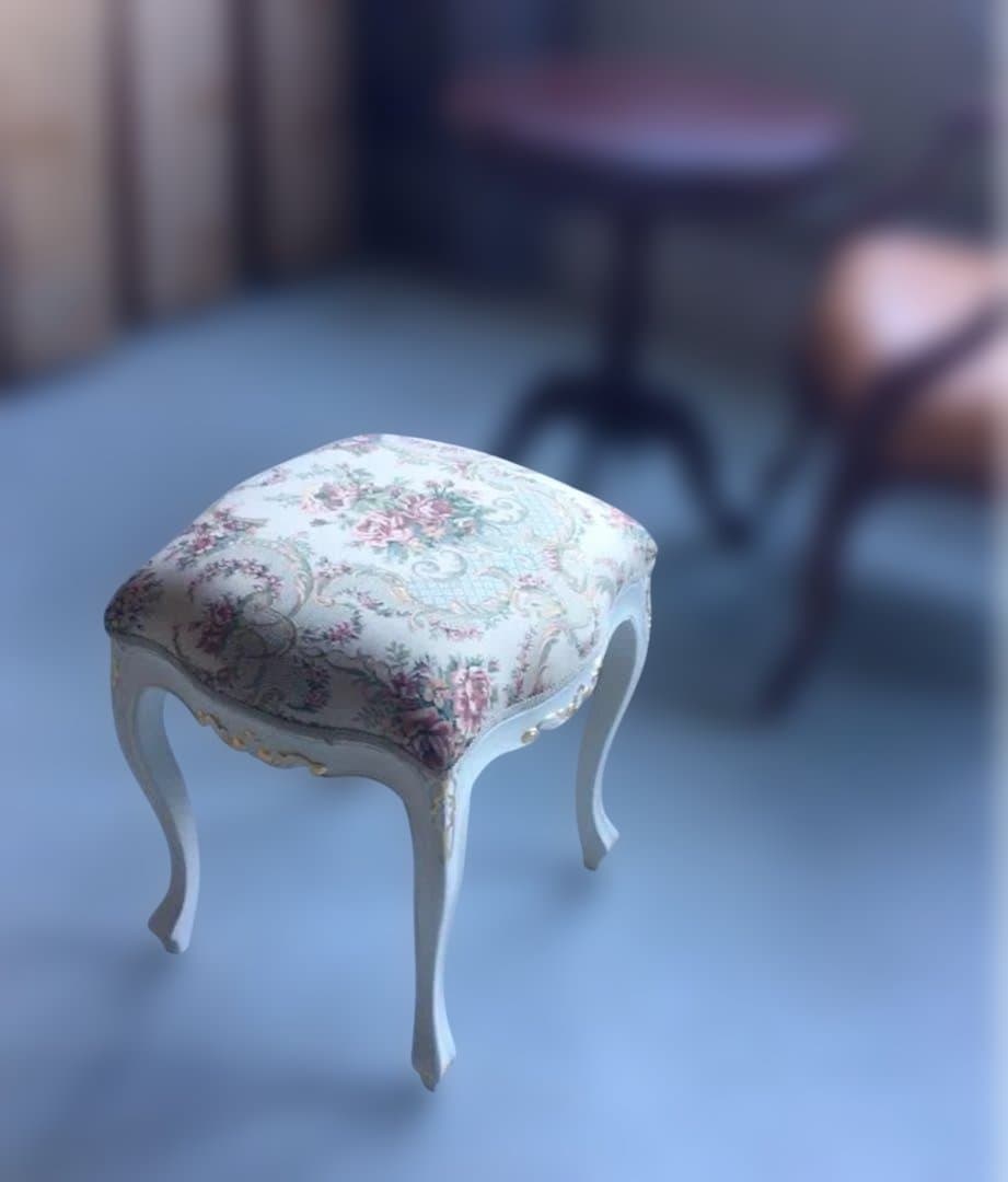 新品　猫脚スツール 2脚セット　薔薇柄　ロココ調　アンティーク調 金箔張り