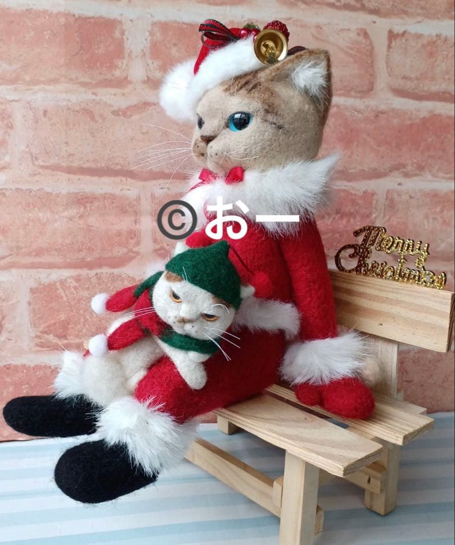 羊毛フェルト★猫　クリスマス　サンタクロース