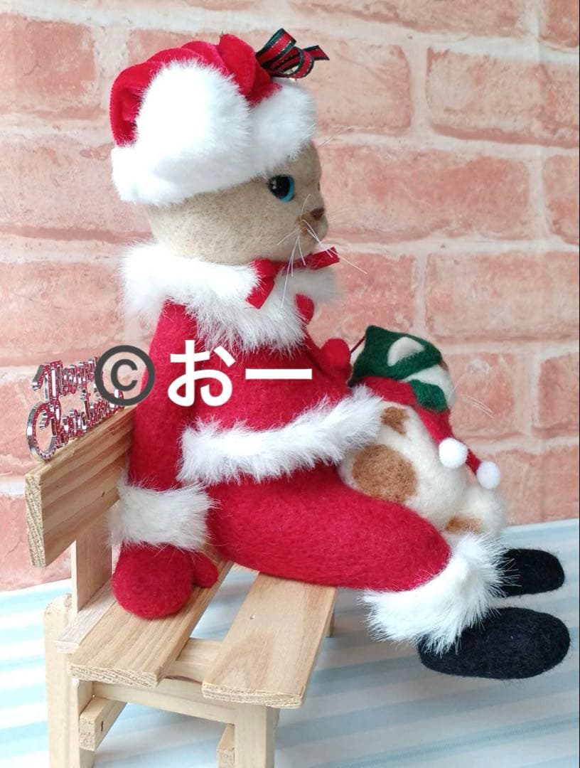 羊毛フェルト★猫　クリスマス　サンタクロース