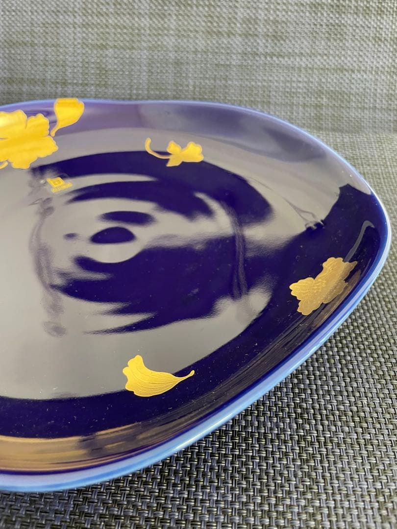 白山陶器　瑠璃金彩草花　大1枚小5枚