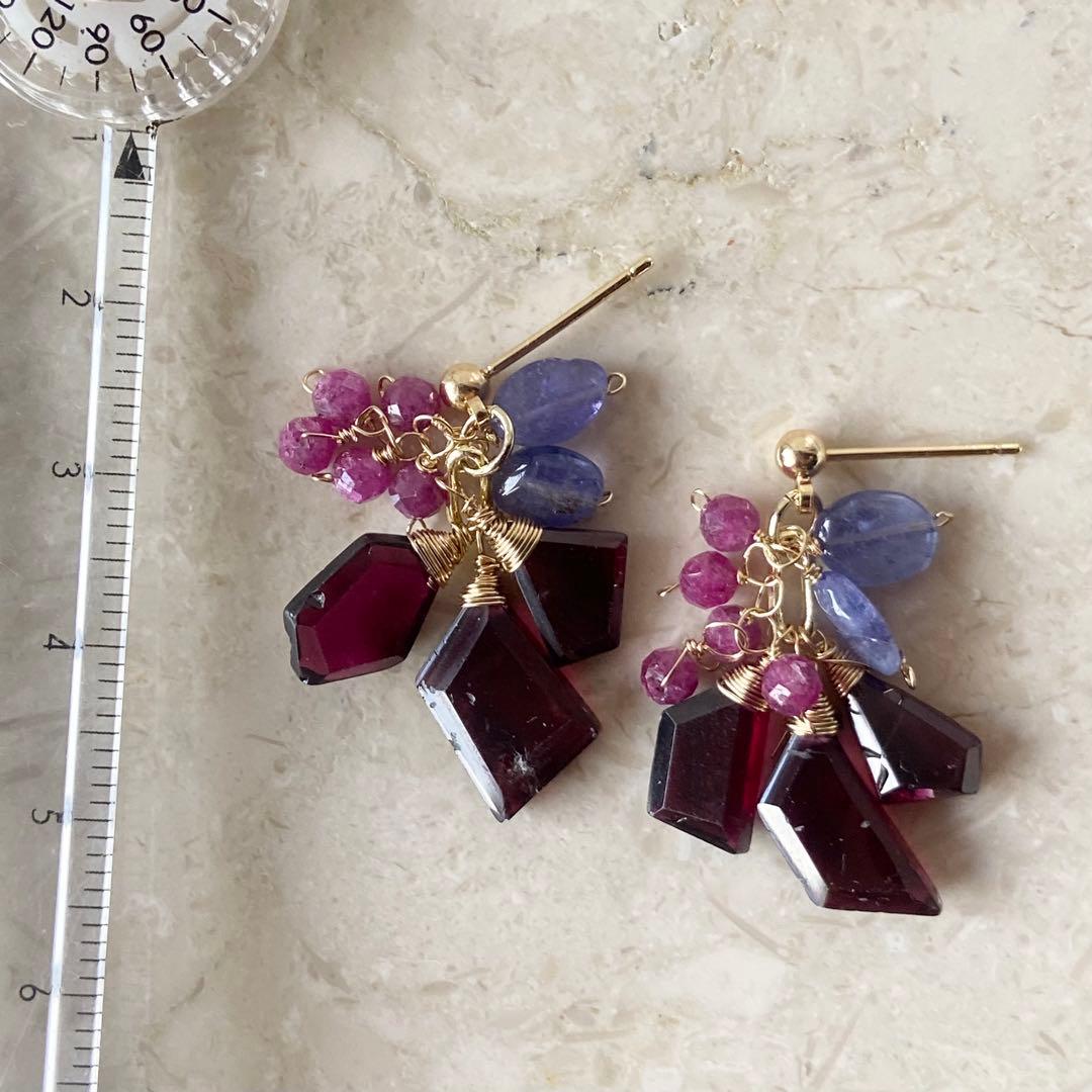 訳ありNo.616 ガーネット　タンザナイト　14kgfピアス