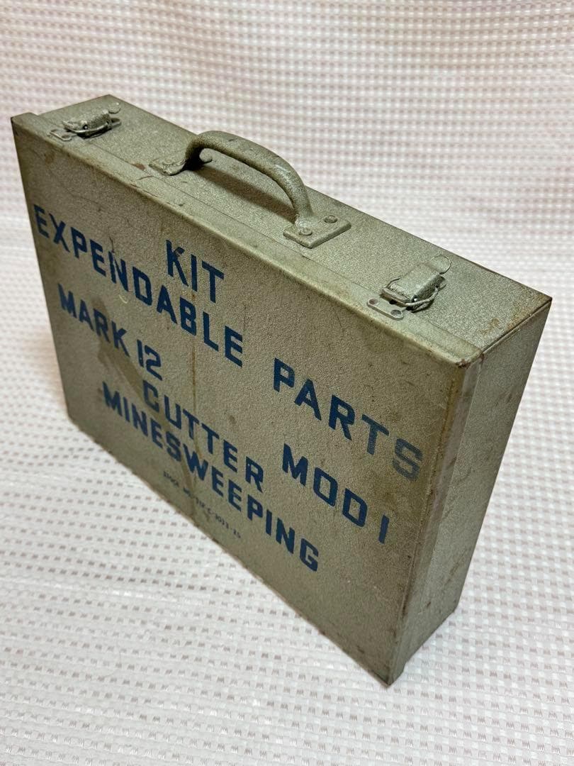 米軍 実物 掃海艇 消耗品パーツボックス - メルカリ