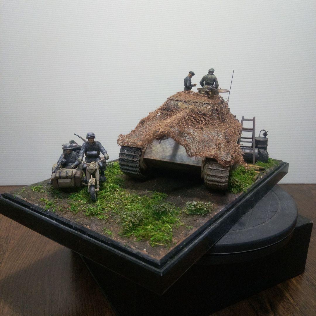 大蛇丸様専用 パンター戦車 1/35 ジオラマ完成品 キングタイガー完成品