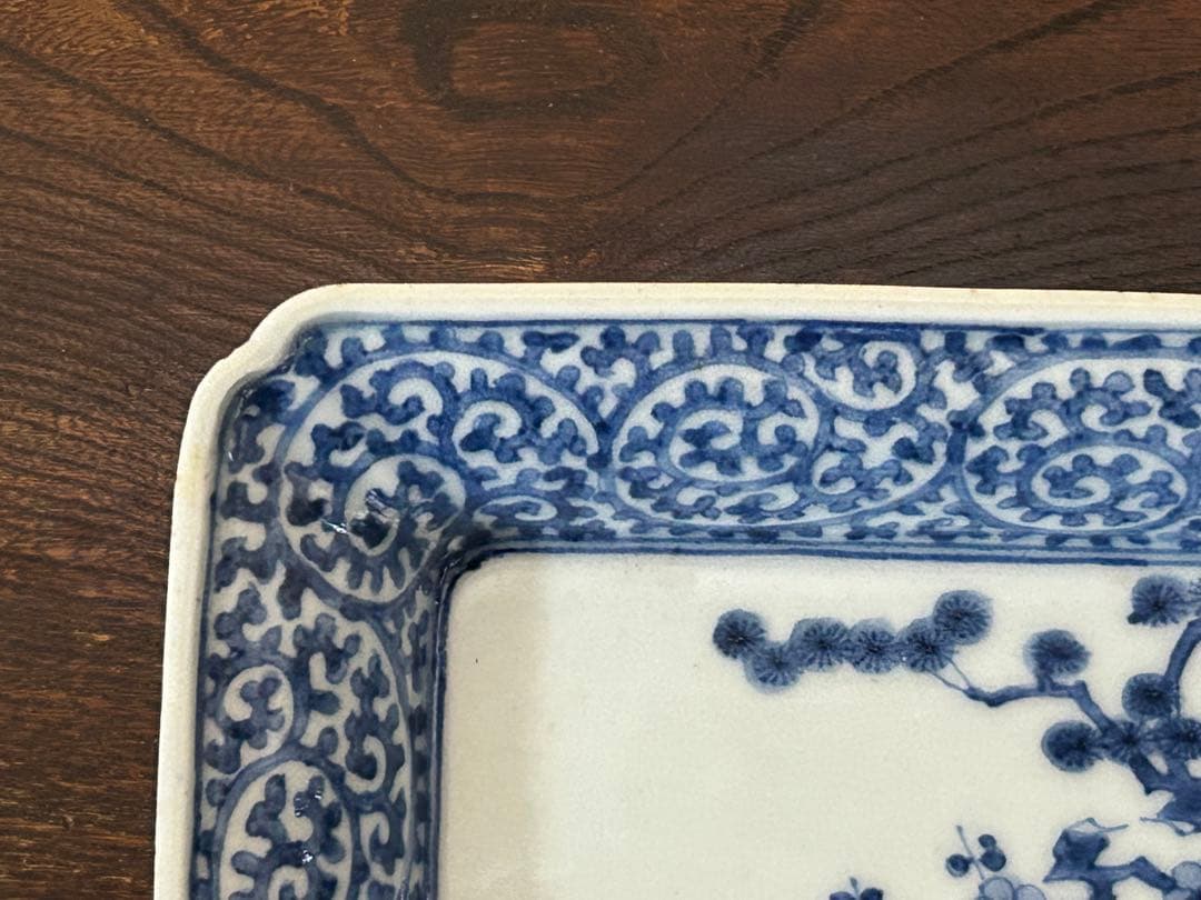 古伊万里　染付　蛸唐草松梅文長皿　江戸中期　❸ (小さなキズ、スレ有)
