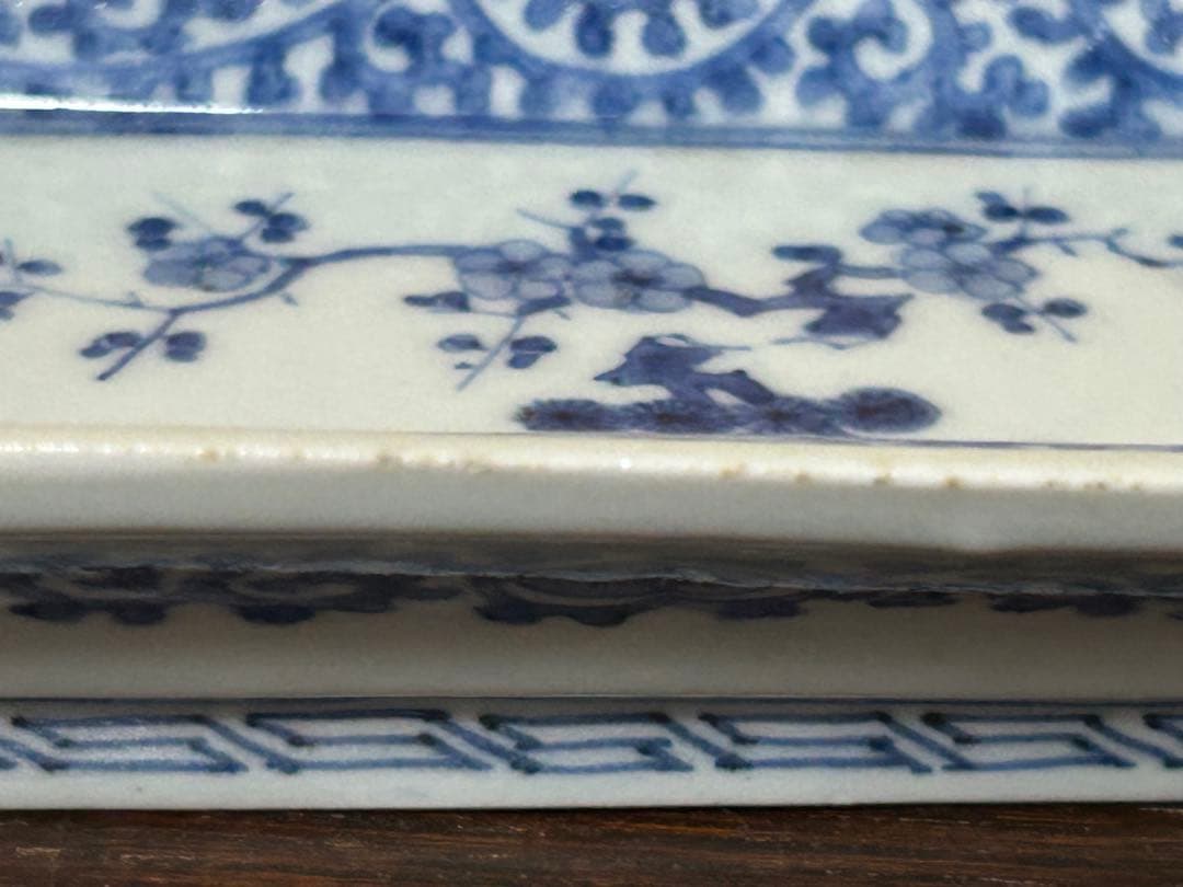 古伊万里　染付　蛸唐草松梅文長皿　江戸中期　❸ (小さなキズ、スレ有)