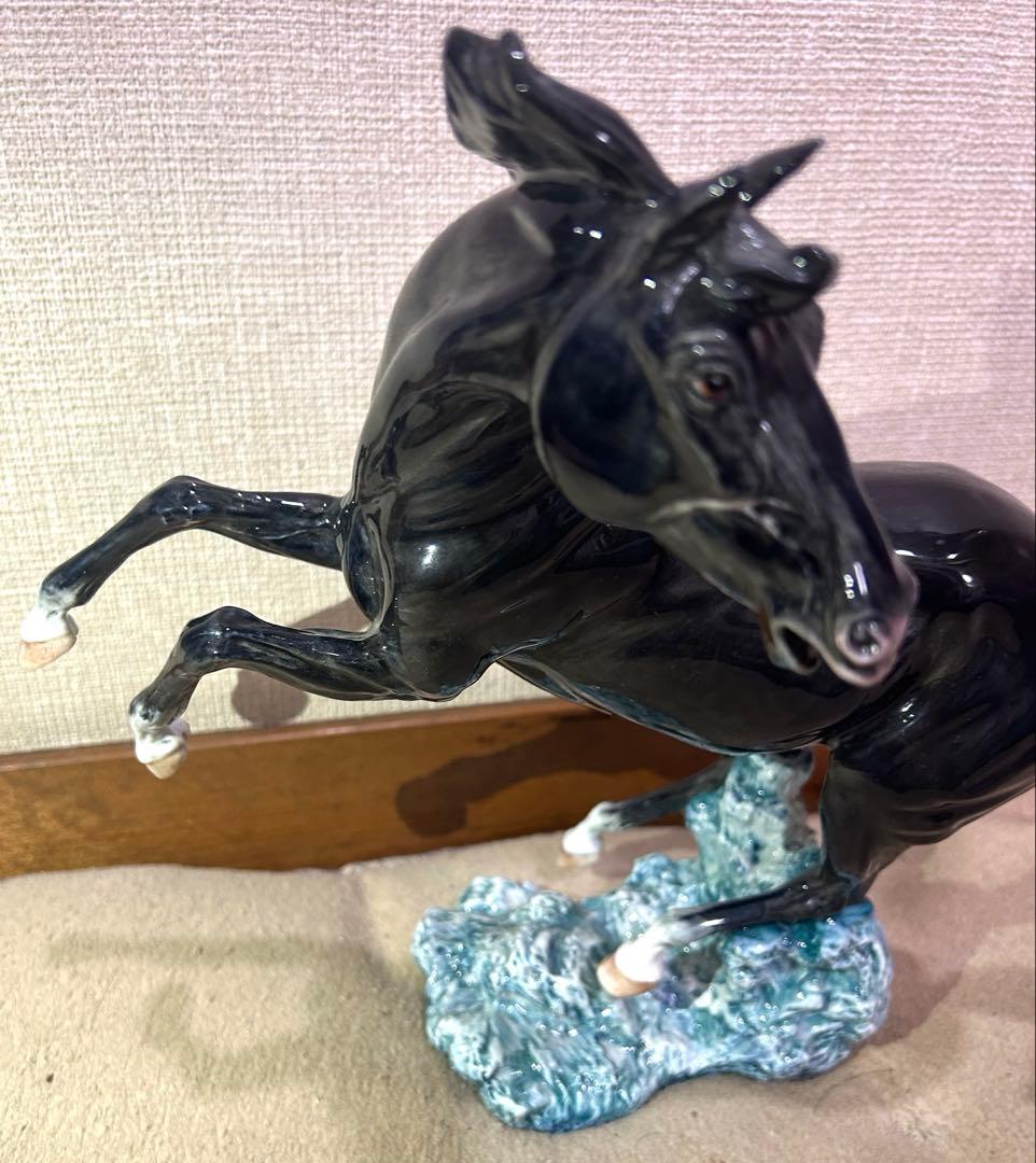 ロイヤルドルトン ホース 馬の置物 プレステージ ナイトフォール 限定品 箱無し