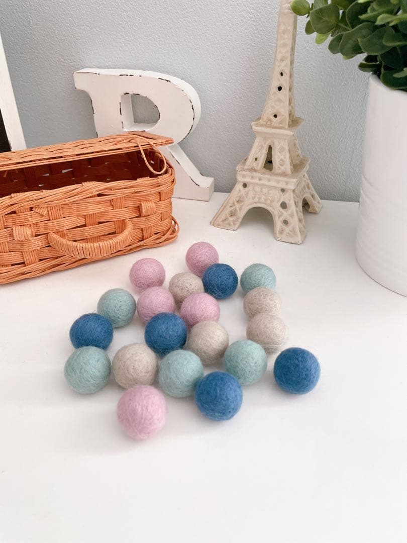 羊毛フェルトボール　オーダー　2.0cm 20個〜