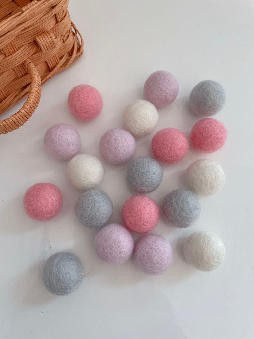 羊毛フェルトボール　オーダー　2.0cm 20個〜