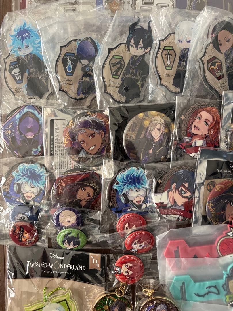 お買得】ツイステッドワンダーランドグッズまとめ売り約250点大量