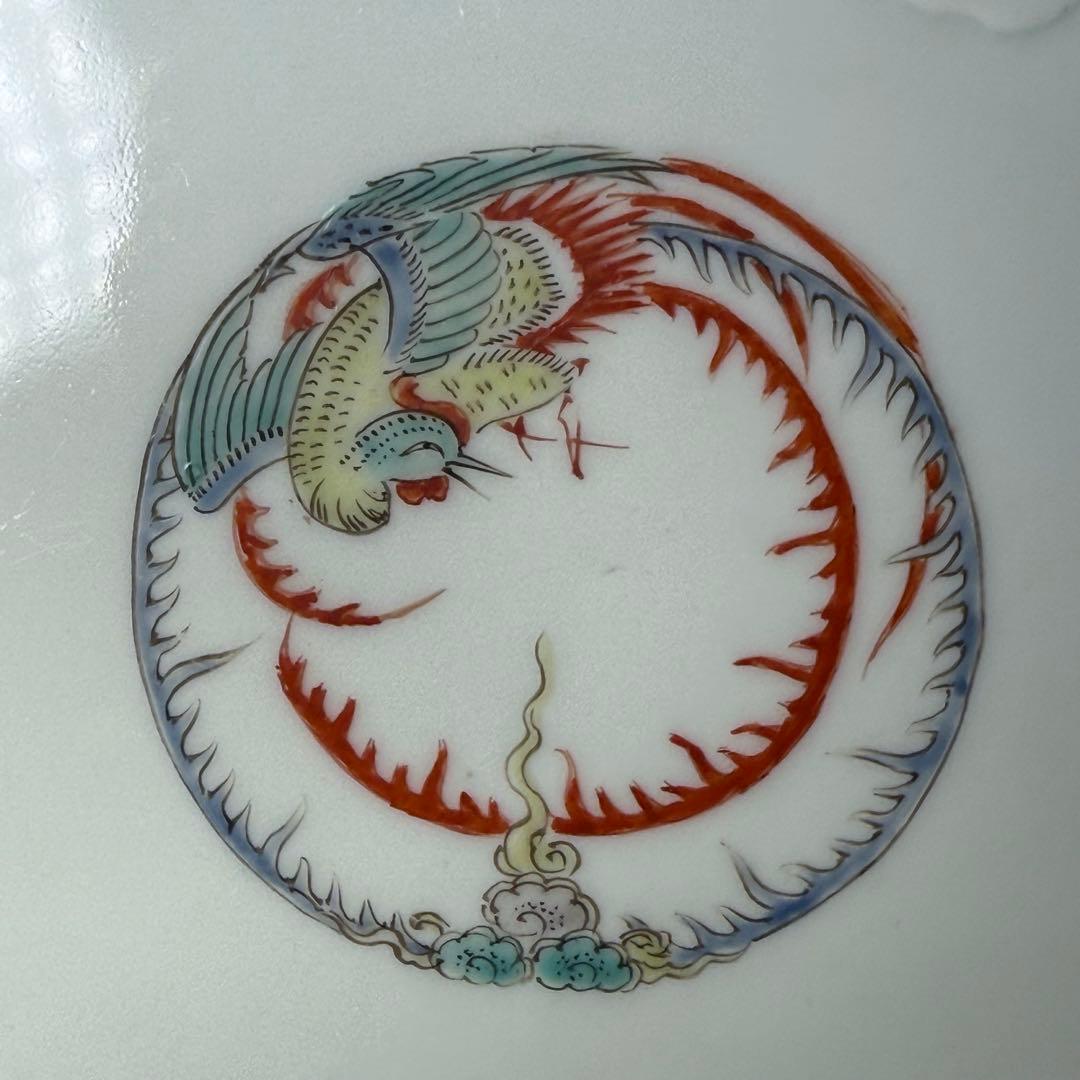 大正時代　十二代柿右衛門　錦　鳳凰絵高台皿　角福　桐箱　裏唐草文様　21.7cm