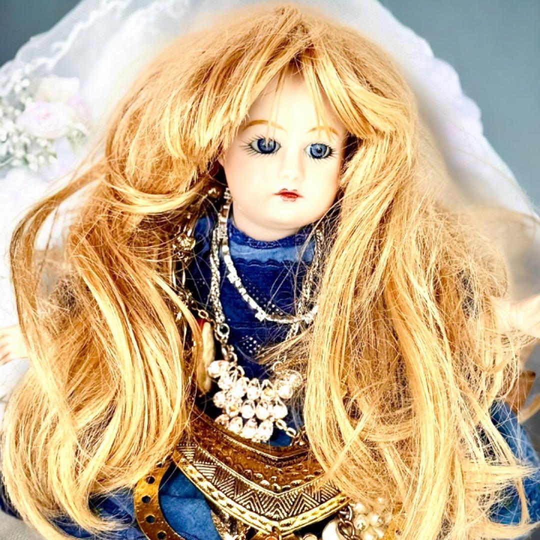 ビスクドール ゴーチェ 再構築品 ドレス2枚 ボネ2個 ウィッグ2個 アクセ付き