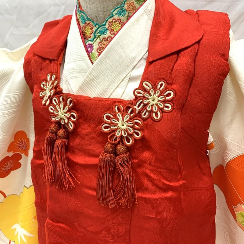 602ag7□七五三 三歳 女児 着物&被布 一つ紋 刺繍 扇 雲取り白□