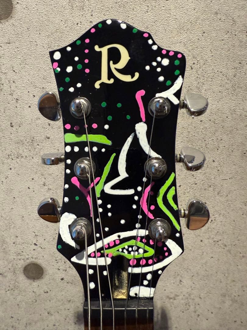 hide アメーバペイズリー　B.C.RICH モッキンバードベース